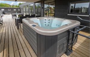 Nice Home In Nørre Nebel With Kitchen