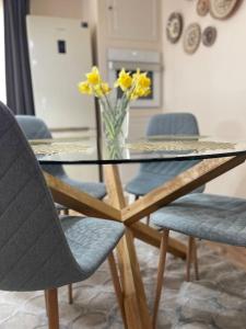 Apartament utilat cu parcare privata