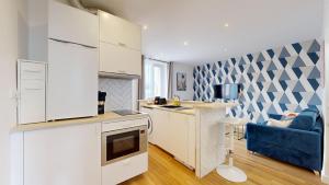 869-Suite Bleuet - Superbe Appartement