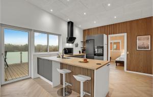 Beautiful Home In Spøttrup With Wifi