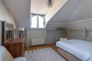 Charming 2BR Panoramic Views Penthouse in Maltepe