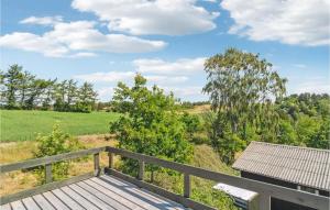 3 Bedroom Nice Home In Knebel
