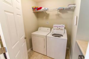 Averys Ocean Breeze A