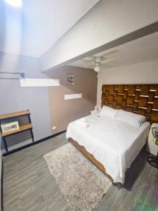 Deluxe Suite Rome #9 ICON Poblado 301