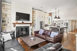 Modern Knoxville Gem Near Campus and Eateries! - Chilhowee Hills