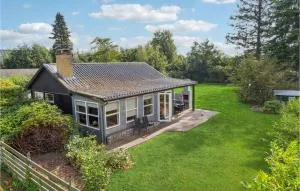 Beautiful Home In Væggerløse With Wifi - Marielyst