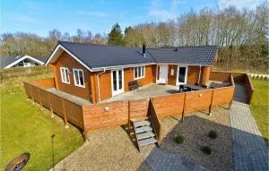 3 Bedroom Pet Friendly Home In Fårvang - Langå