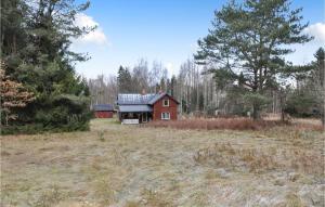 3 Bedroom Cozy Home In Kristinehamn