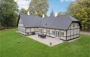 4 Bedroom Lovely Home In Næstved