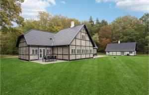 4 Bedroom Lovely Home In Næstved