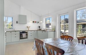 3 Bedroom Lovely Home In Gilleleje