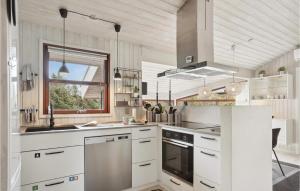 Cozy Home In Hjørring With Wifi