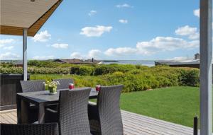 3 Bedroom Nice Home In Hurup Thy