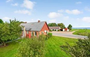 2 Bedroom Gorgeous Home In Roslev - Hesselbjerg