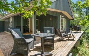 3 Bedroom Gorgeous Home In Nexø - Spidsegård