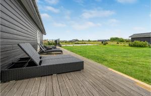 Stunning Home In Væggerløse With Wifi