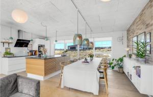 Lovely Home In Thisted With Wifi