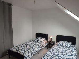 Maisons de vacances La Halte Decinoise - Maison de avec jardin 103m2 : photos des chambres