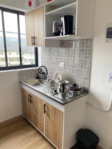 Apartaestudio Calle 51, Avenida Santander