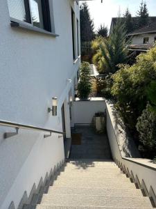 Charmante Einliegerwohnung im grünen Katzwang