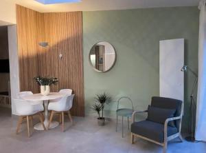 L hirondelle, Quartier Rosendael