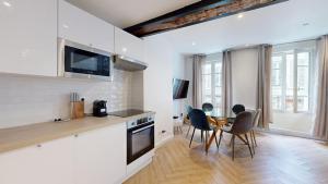 200 Suite DDJ - Superbe Appartement à Paris