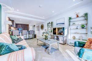 Pristine Apartment in Battersea by 53 Degrees Property, Ideal for Long Term Stays!