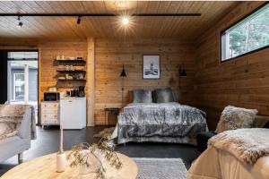 Log cabin of peace
