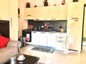 Pizzo Beach Studio 121G