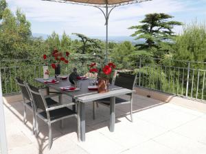 Villas Villa-piscine avec vue panoramique pour 2 a 10 personnes - PROMO 2025 Nouveaux tarifs affiches - moins 20 pour cent au 1er mai- : photos des chambres
