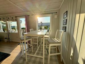 99 steg från Vänerns strand