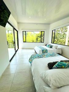 shambhala ecohotel boutique la vega