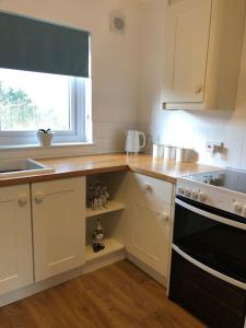 Station House Flat on outskirts of Thornhill