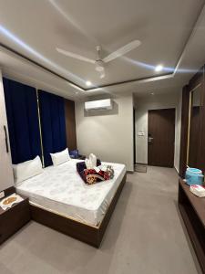 HOTEL PREMIER CHOICE - JUST 50 Meters FROM AJMER SHARIF DARGAH