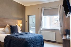 Standard Double Room room in Stone Villa Chester