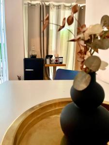 Vitosha Blvd Spacious and Quiet Apartment in Gallery