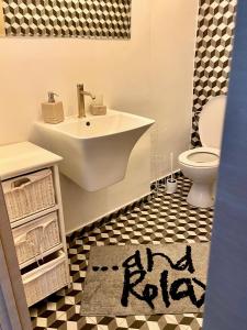 Vitosha Blvd Spacious and Quiet Apartment in Gallery