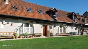 Zemianska Kúria Vachtár