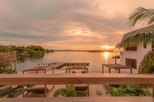 Islawa Soy Local - Isla Privada