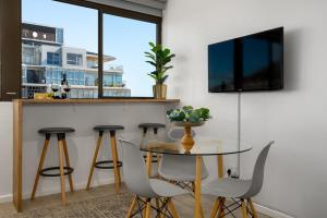 Mouille Point Seaview Apartment