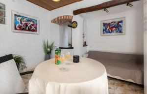 Lovely Home In Jadranovo With Wifi 