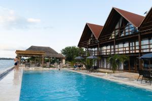 Riverside Hotel Chachalacas