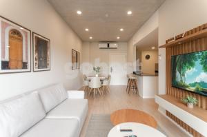 Modern 2 bedroom apartment near Paseo La Galeria