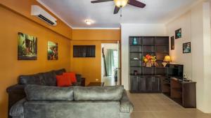 2-Bedroom, 2-Bath Condo Near Beach