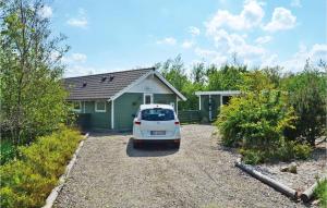 Nice Home In Vinderup With Kitchen