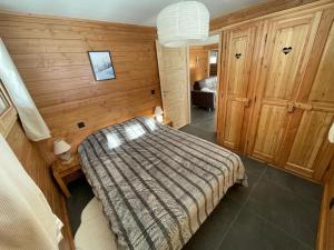 Appartements Appartement lumineux neuf dans bas de chalet LE DOUGLAS : photos des chambres