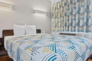 Motel 6-Ventura, CA - Beach