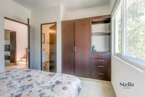 Private Roof with BBQ Shared Pool and Playground