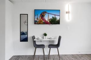 Elegant Studio 8min to Disney wPool and Free Parking
