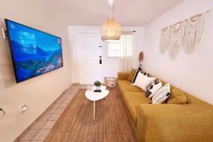 Hidden Tropical Gem Calle Ocho 1